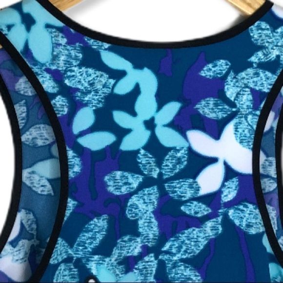 Peter Pilotto for Target Red Iris Floral Top - Picture 7 of 14